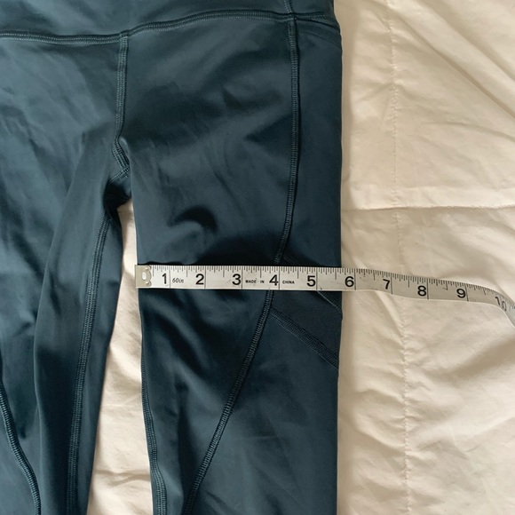 Lululemon Fast and Free Tights - Picture 12 of 16